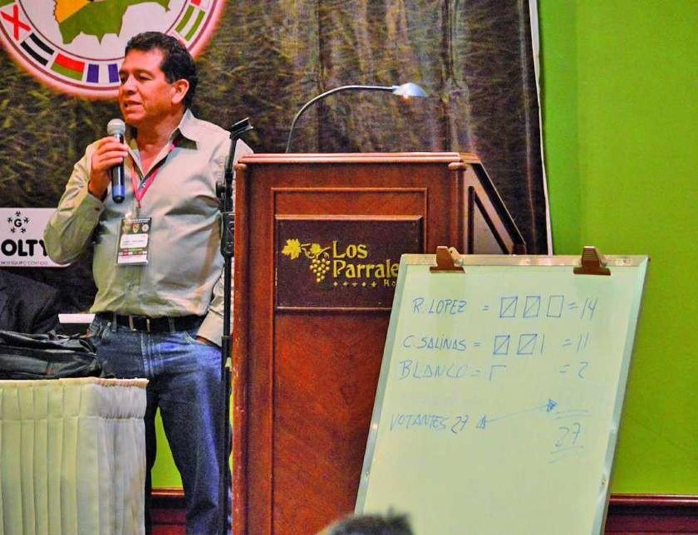 López deja de ser tesorero de la Conmebol  