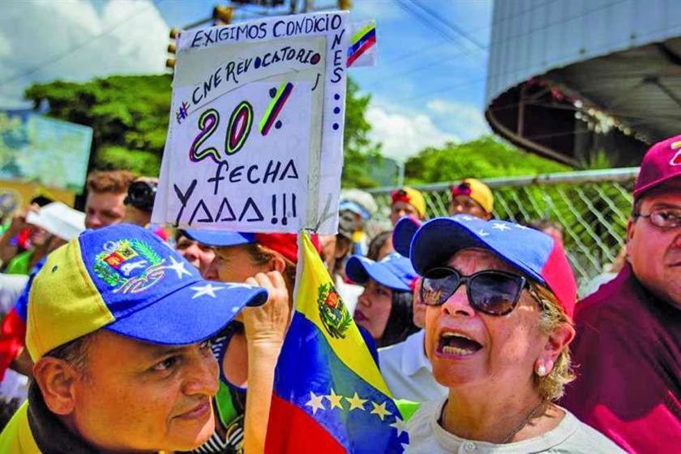 La oposición en Venezuela se moviliza y exige referéndum