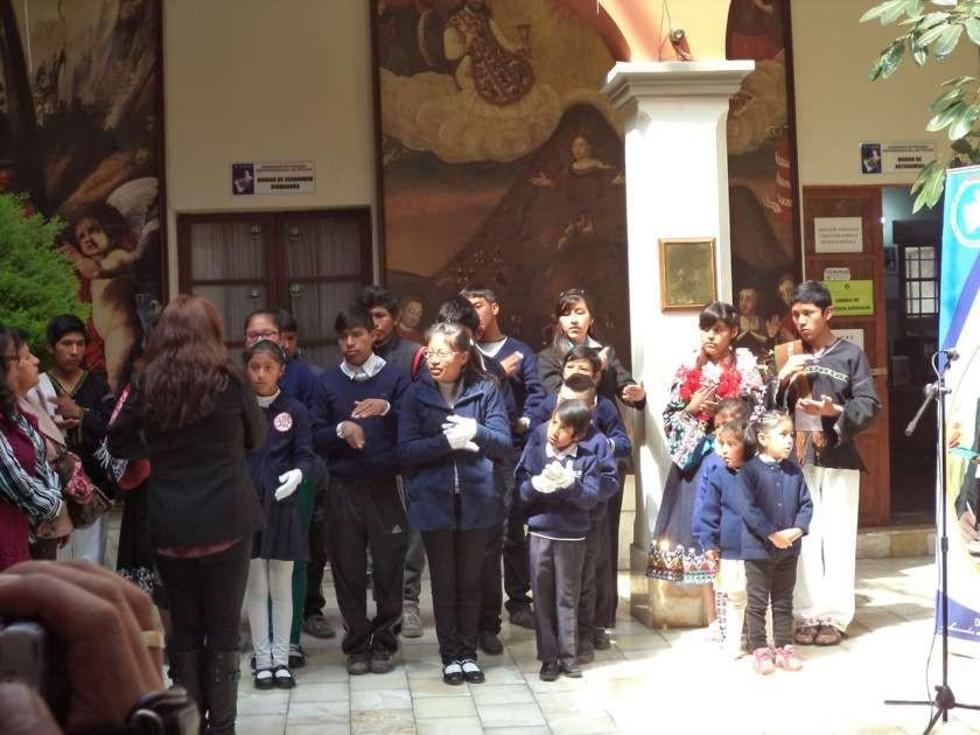 Capacitarán en lenguaje de señas a maestros potosinos