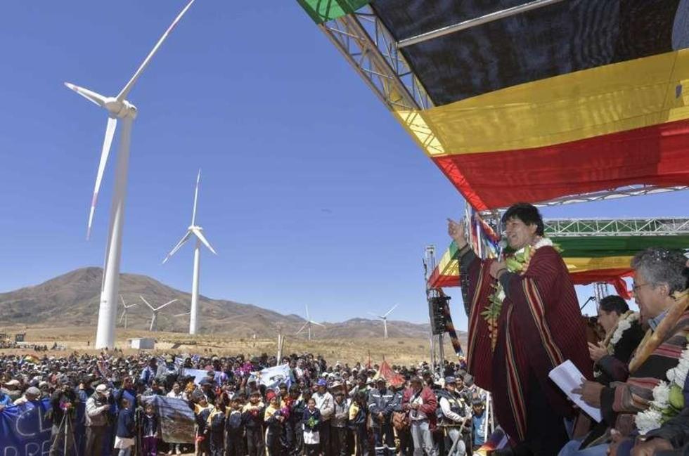 Buscan convertir al país en el centro energético de América del Sur