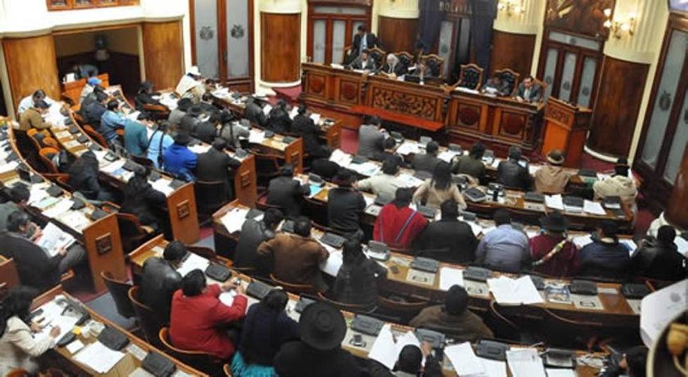Cámaras legislativas se alistan a aprobar el PGE reformulado 2016