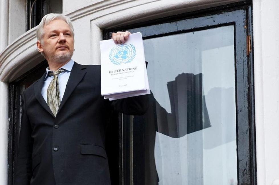 Corte sueca mantiene la orden de arresto en contra de Assange