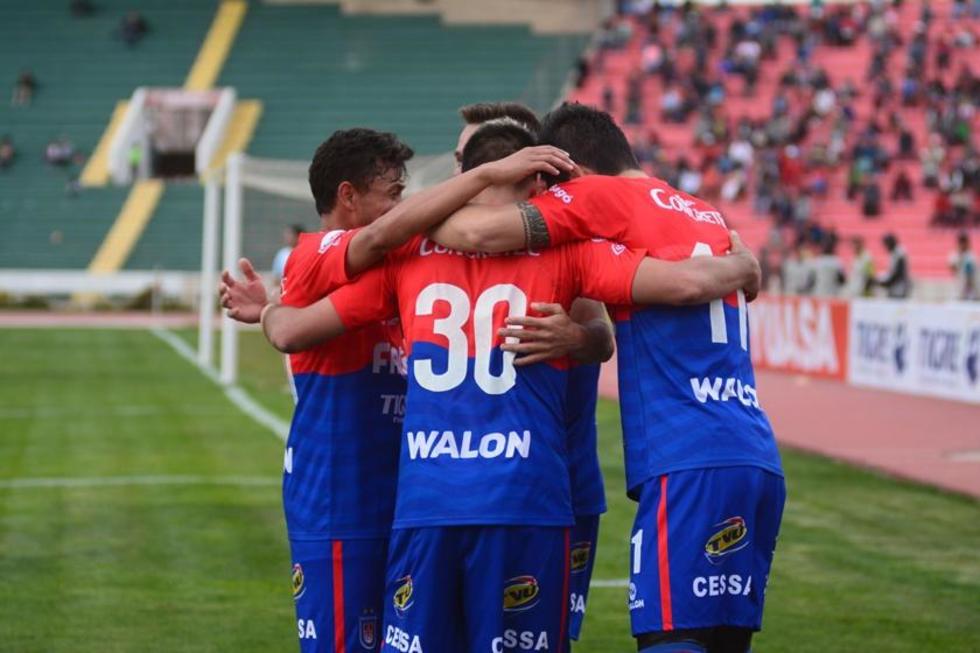 Universitario se alista para su visita al Tigre 