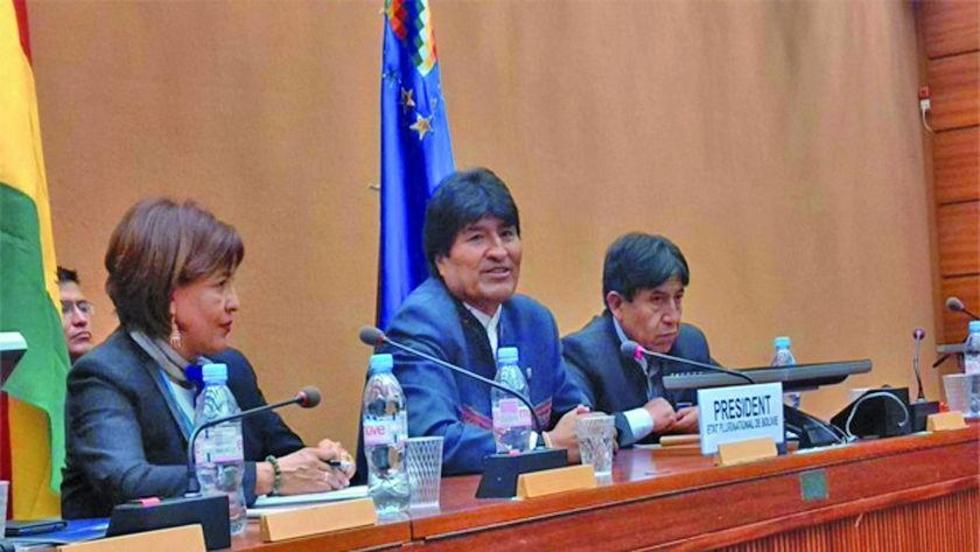 Morales acusa a Chile de violar los derechos de los bolivianos