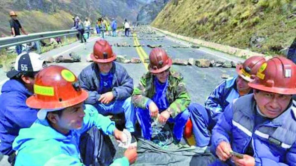 Develan violación de derechos en las cooperativas mineras