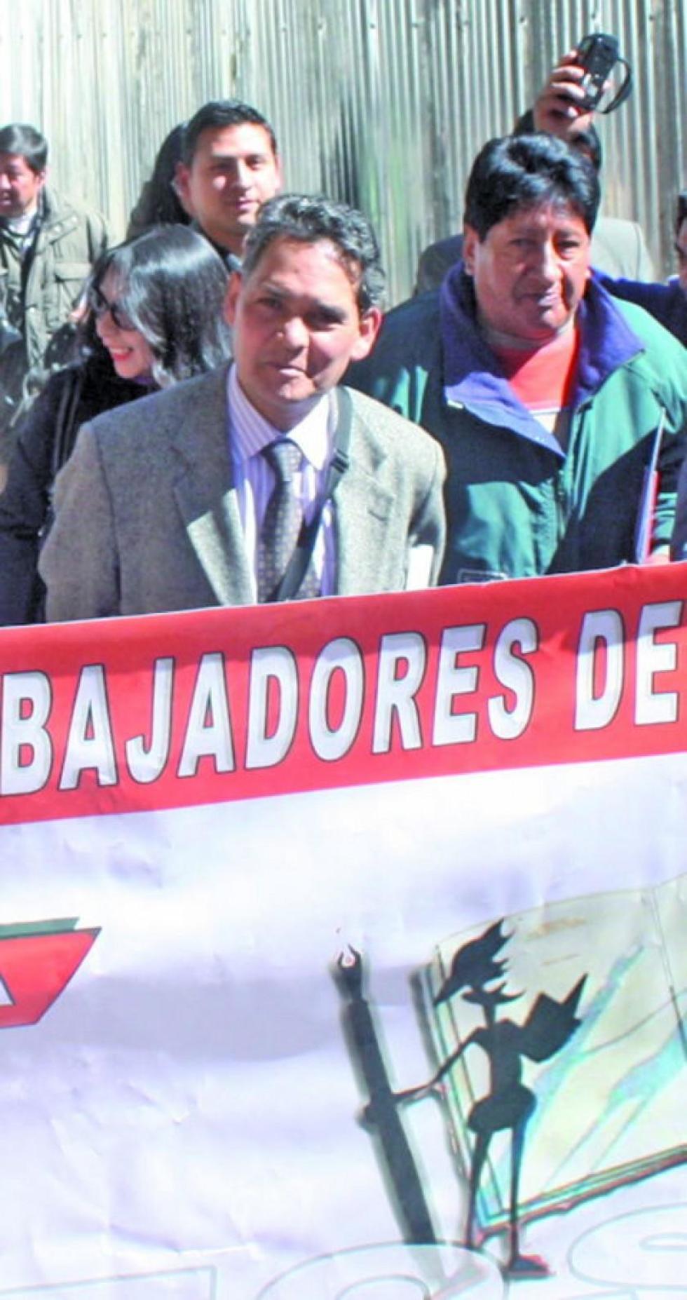 Trabajadores de la prensa mantienen  emergencia