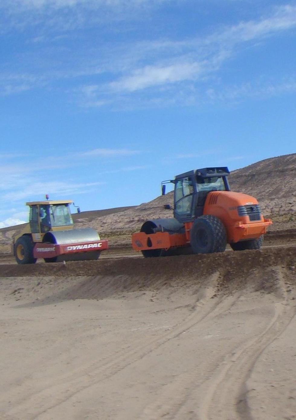 La carretera Atocha-Uyuni tiene avance del 40 %