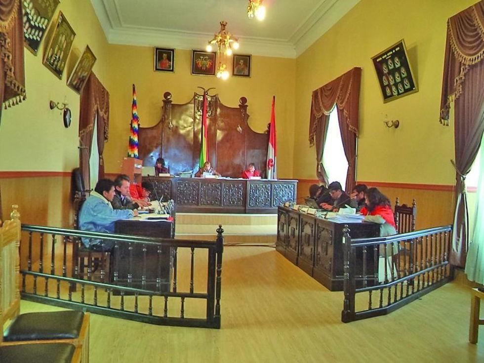 Denuncian  el viaje de concejales  no autorizado