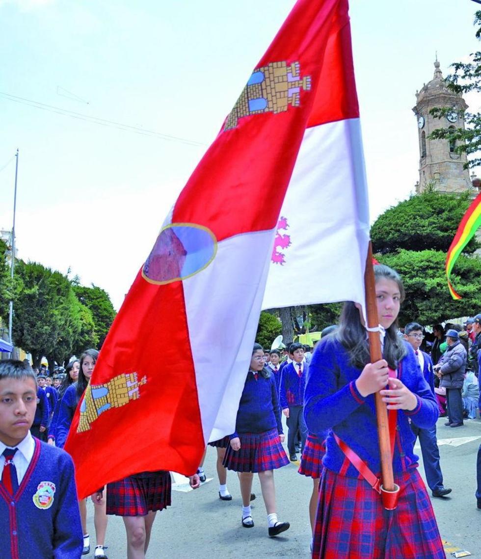 Alistan actos de homenaje para la Bandera Potosina 