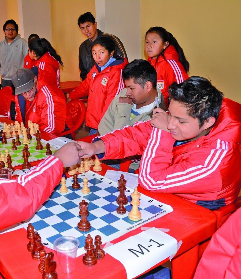 Ajedrecistas sacarón la cara por la Villa Imperial en los juegos 
