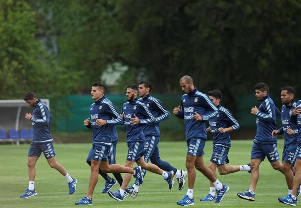 Una Argentina diezmada se medirá ante Paraguay 