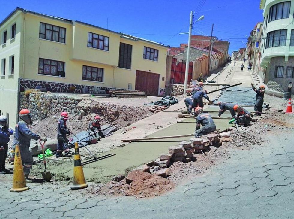 Concluyen el vaciado de pavimento 