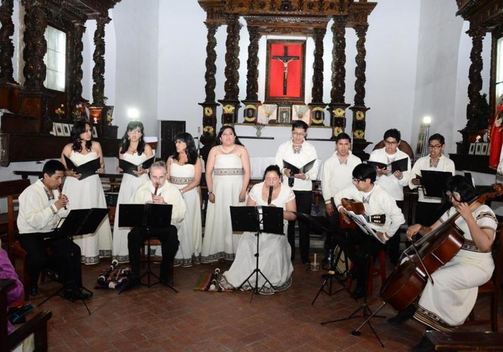 Musicvm Unayay actúa en Cayara