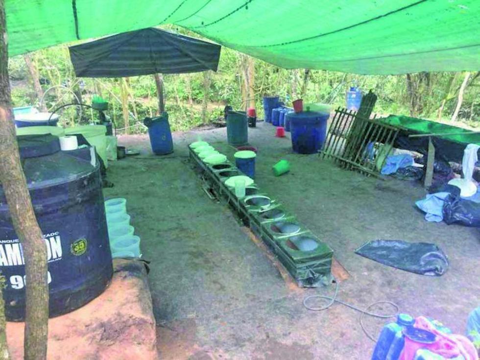 Desbaratan laboratorio de droga en Chuquisaca