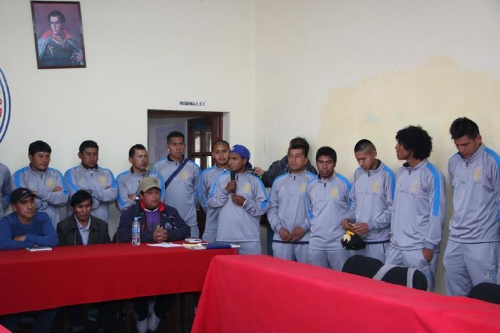 Dirigentes presentaron al modelo 2016-2017