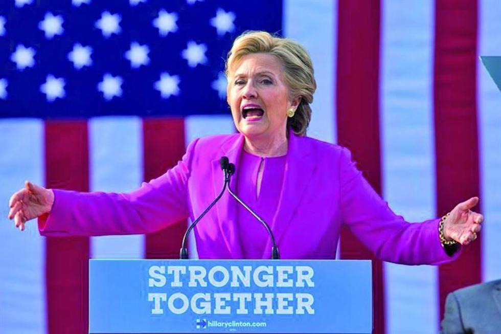Clinton gana en voto anticipado y Trump confía en sus electores