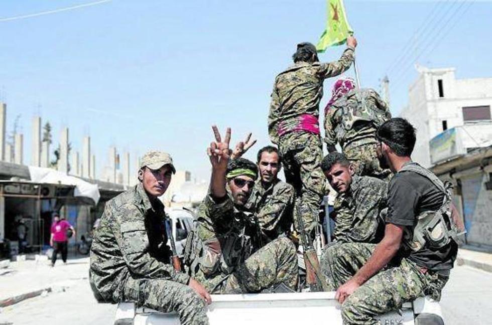 Buscan cercar al Estado Islámico en Al Raqa de Siria 