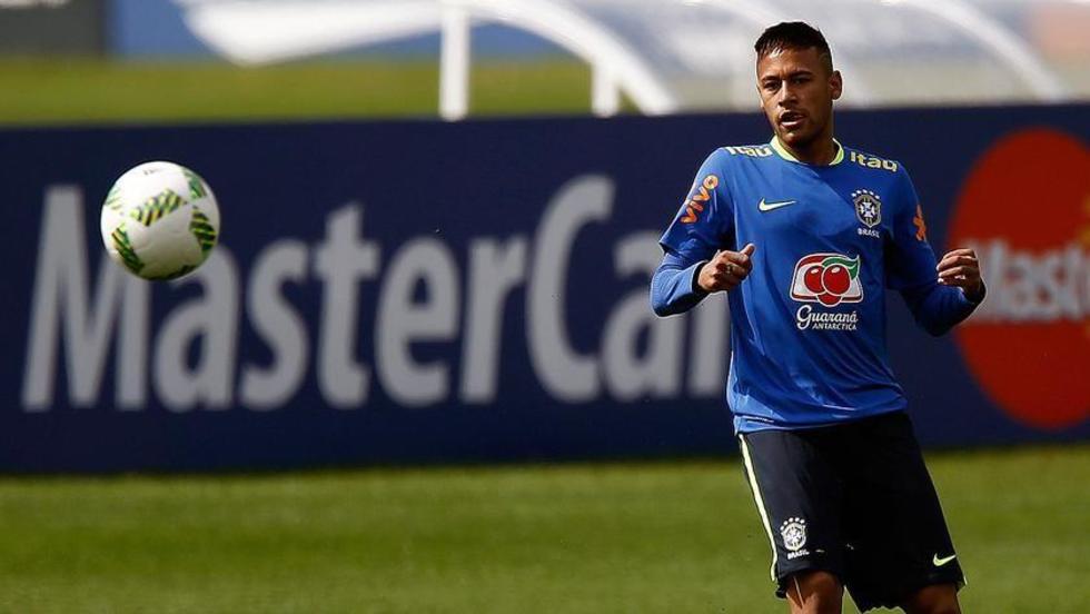 Neymar es el único titular en el primer entrenamiento de Brasil 