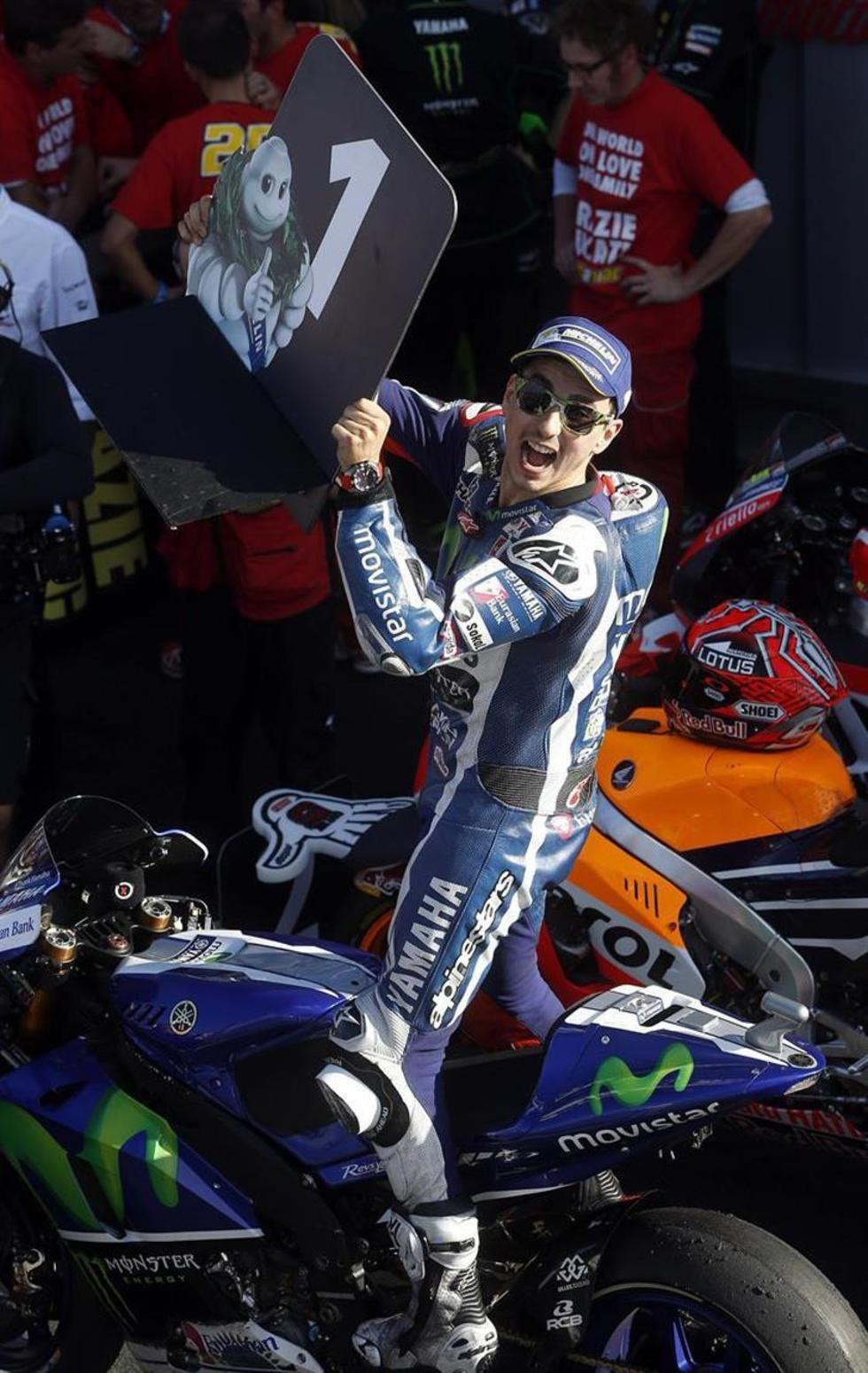 Lorenzo vence en el GP de la Comunidad Valenciana