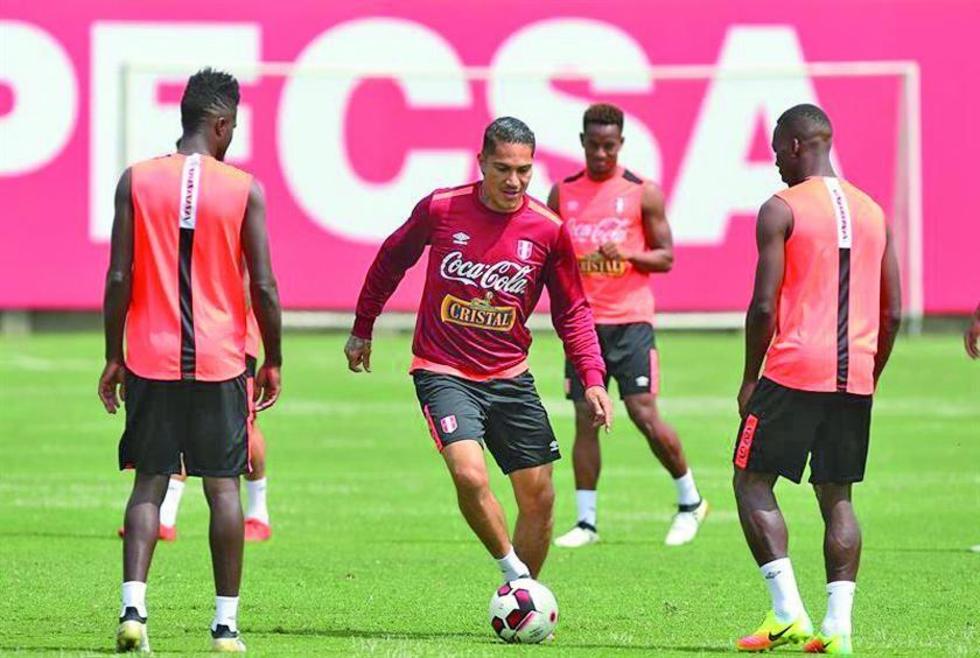 Perú busca sumar ante Brasil 