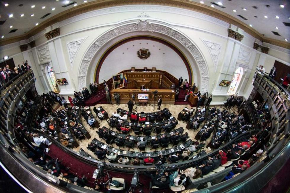 Justicia de Venezuela admite recurso contra el Parlamento