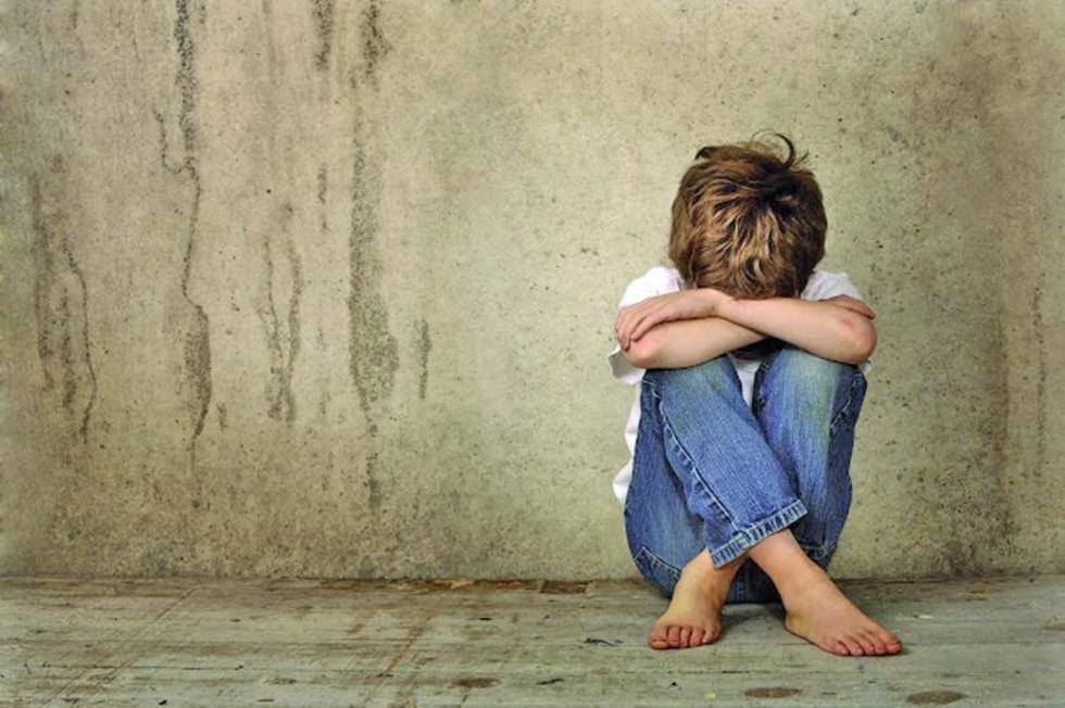 Niño de 12 años viola a otro de 7 en un colegio de Cochabamba