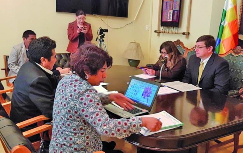 Desconocen destino de Bs 2 mil millones transferidos al Fondo