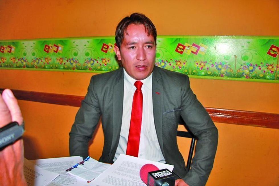 Asambleísta anuncia juicio al gobernador potosino