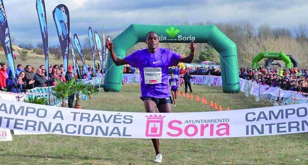 Toroitich consigue su tercer triunfo en el Cross de Soria