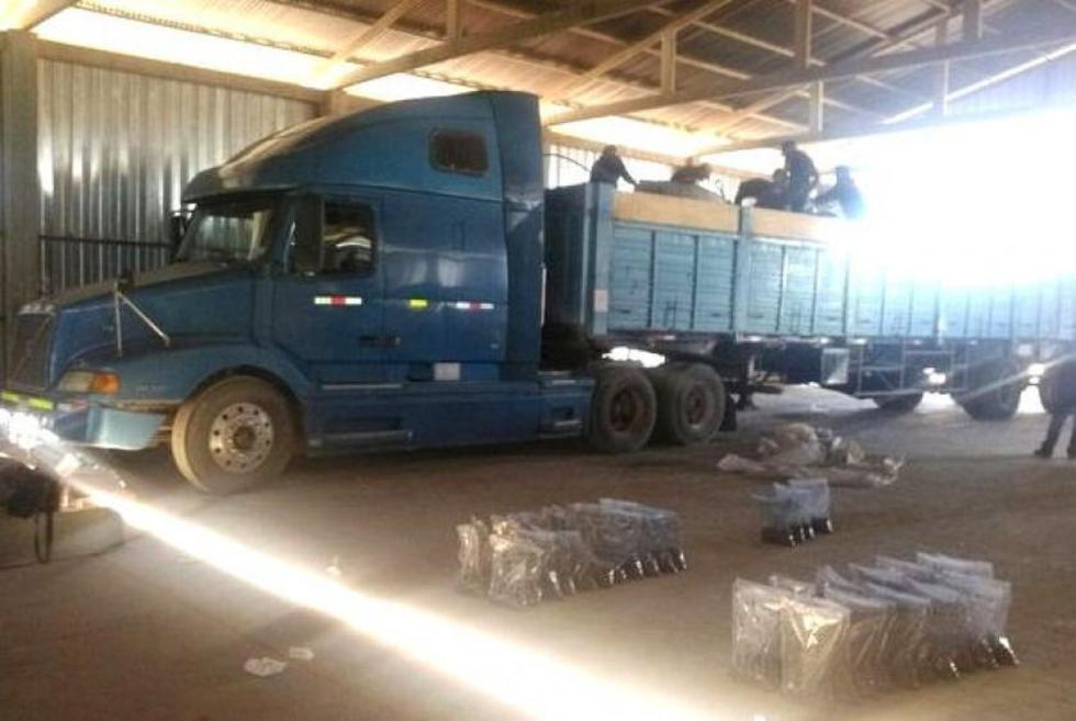 Acusan a once choferes bolivianos por tráfico de drogas en Perú