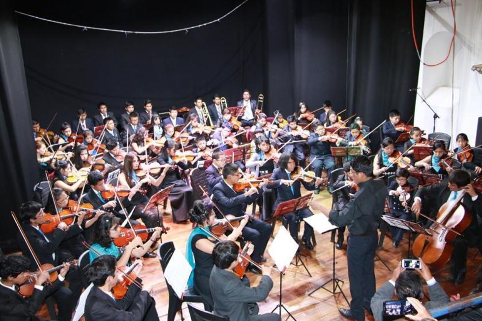La filarmónica da excelente recital