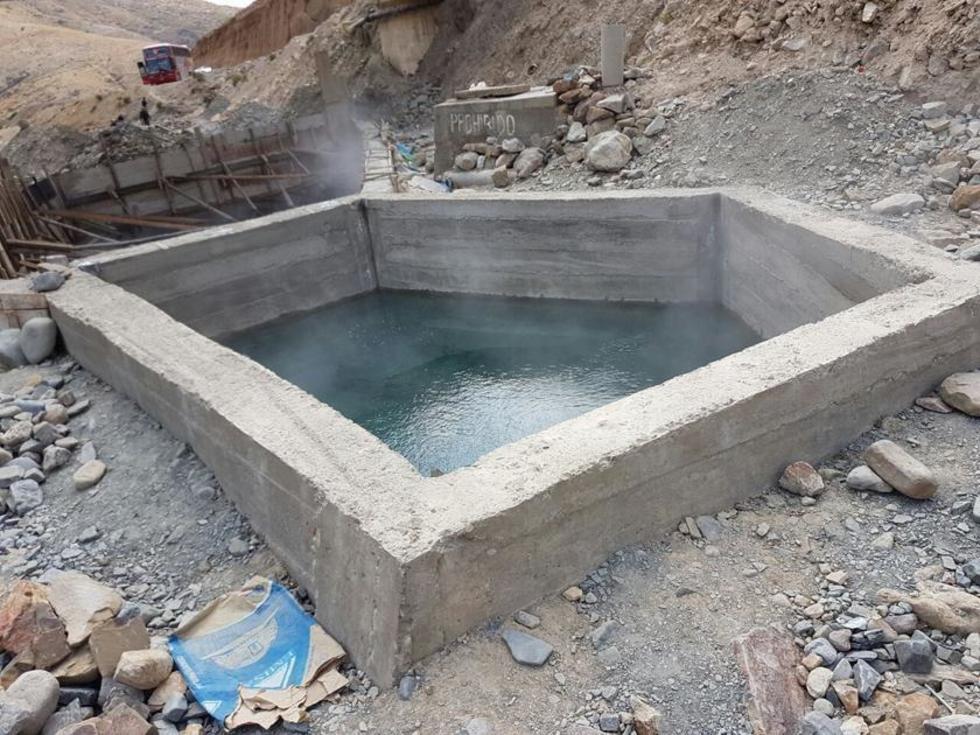 Tenencia de agua termal causa enfrentamiento y hay heridos