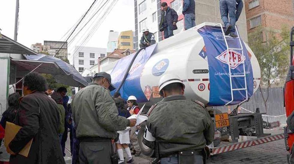La Paz: denuncian distribución de agua con rastros de diésel