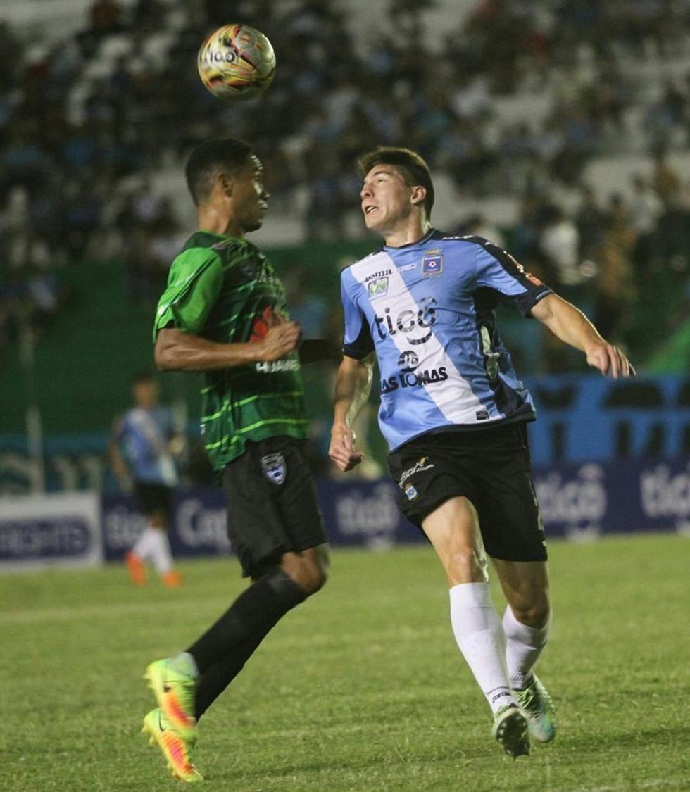 Blooming y Sport Boys no logran hacerse daño