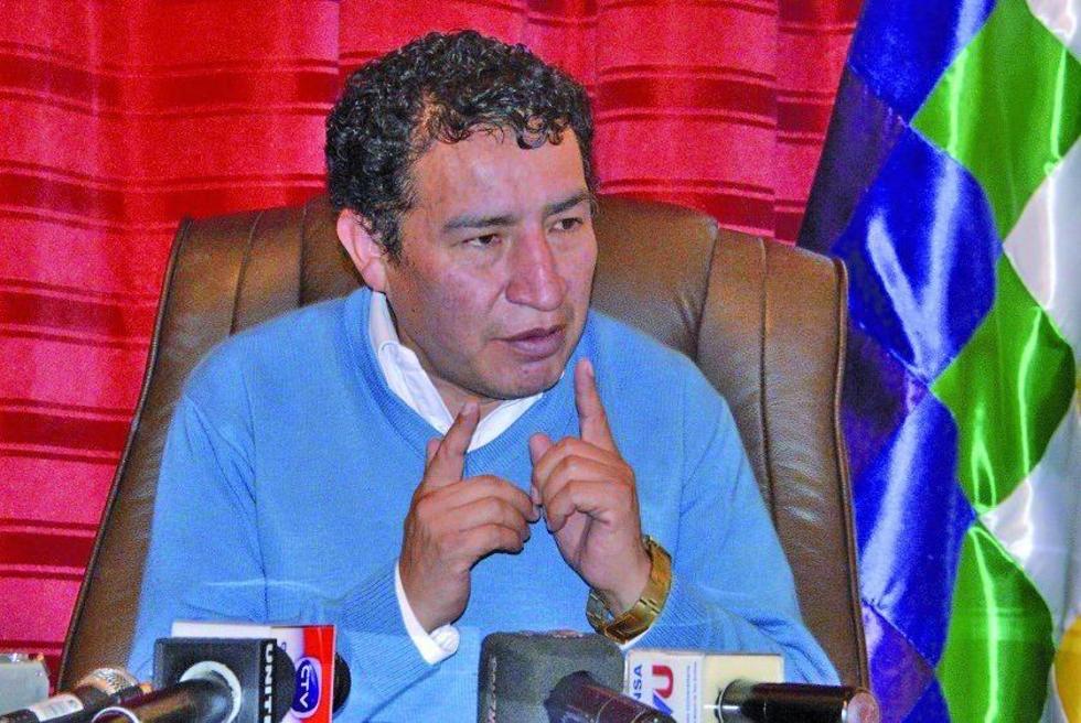 Proyecto de ley prohíbe a los mineros utilizar agua potable