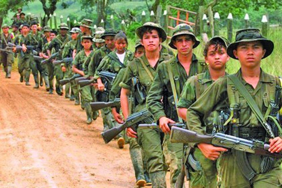 Las FARC aplazan tránsito hacia las zonas de reunión 