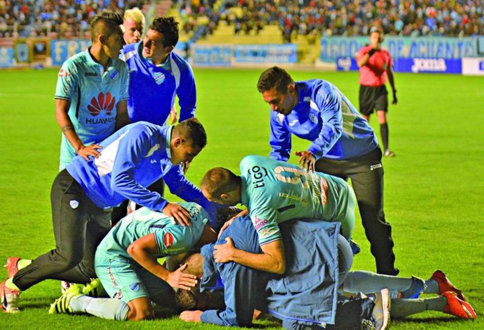 Bolívar se centra en Wilster, Blooming y Sport Boys 
