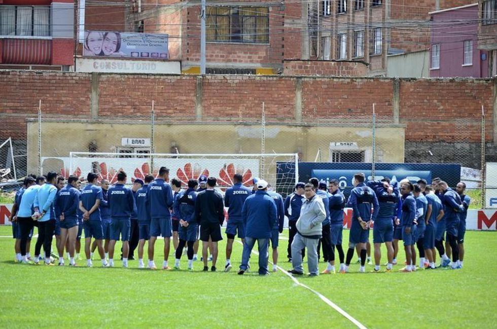 Wilstermann y Bolívar saldrán en  busca de los tres puntos 