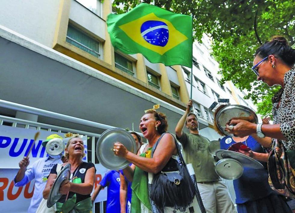 Suspenden obras en 6 países a raíz de la corrupción en Brasil 