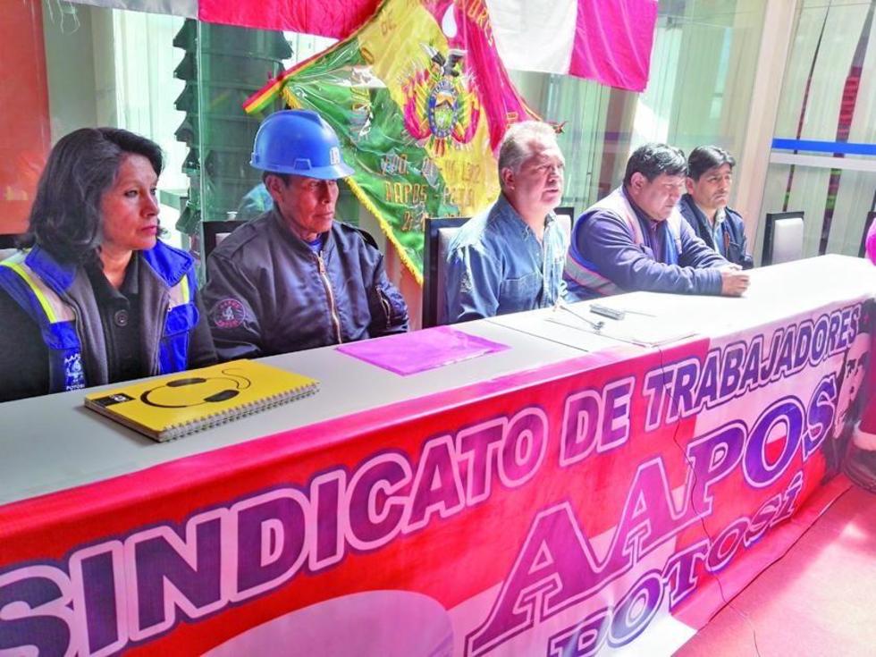 Aapos reduce suministro de agua a 60 litros por segundo