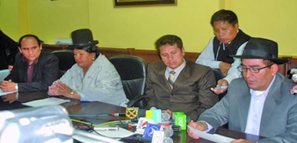 Comisión aprueba acusación contra 4 consejeros del CM