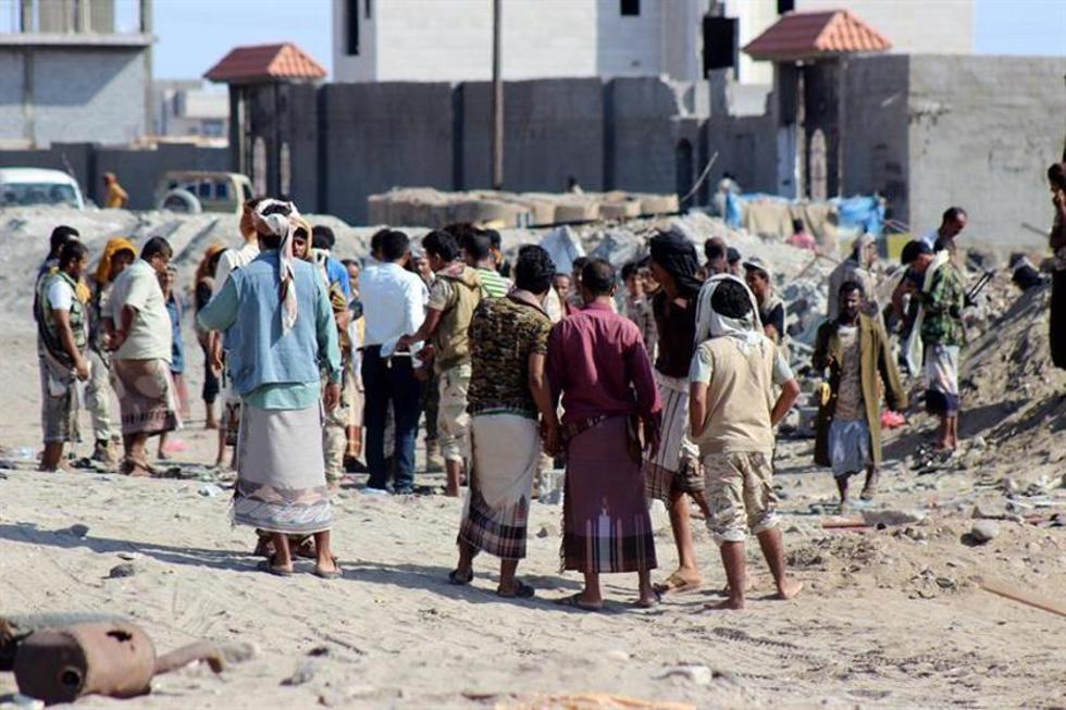 Atentado del Estado Islámico en Yemen mata a 49 soldados