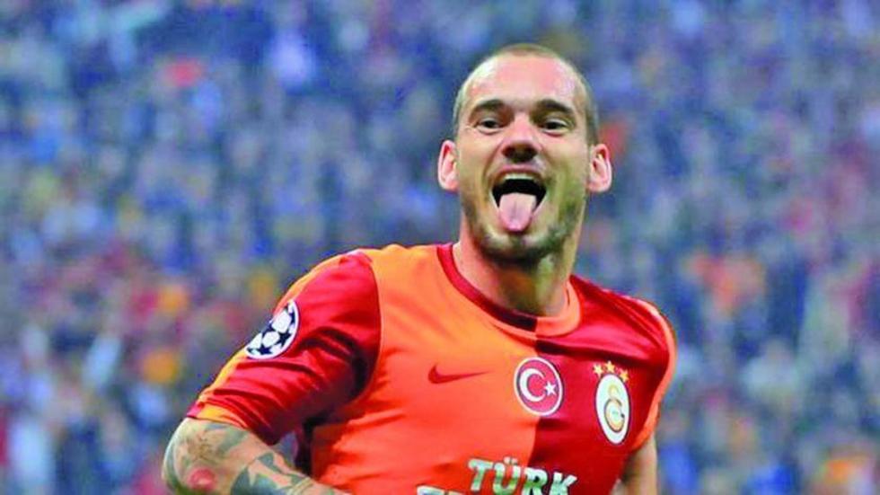 Sneijder brilla en la goleada del Galatasaray al Alanyaspor 