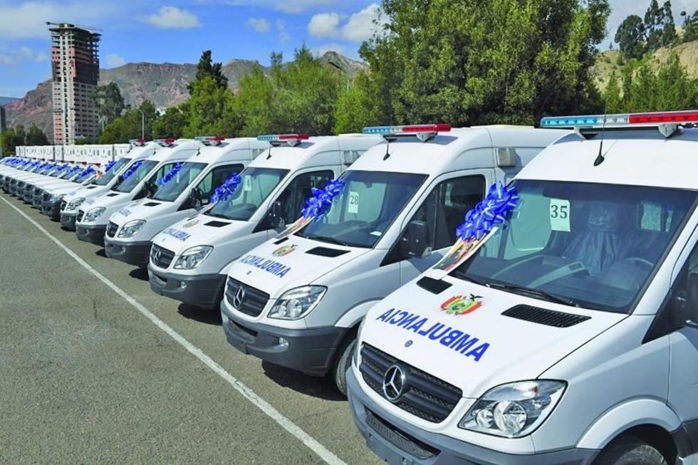 Potosí cuenta con tres nuevas ambulancias de cuidados intensivos