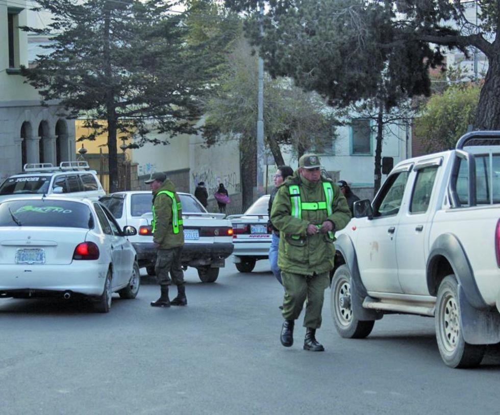 Anuncian control más estricto en calles