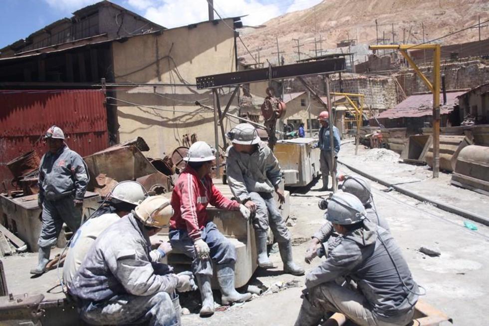 Paralizan trabajos mineros en el Cerro Rico debido a su deterioro