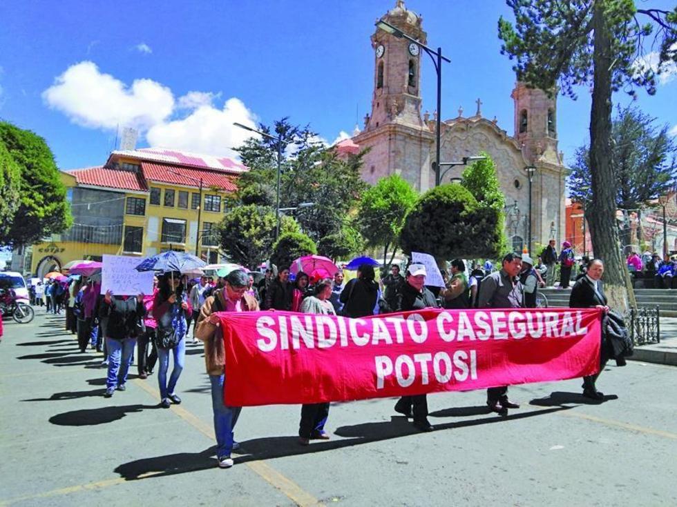 Radicalizarán medidas de presión si el gerente de la CNS no renuncia 