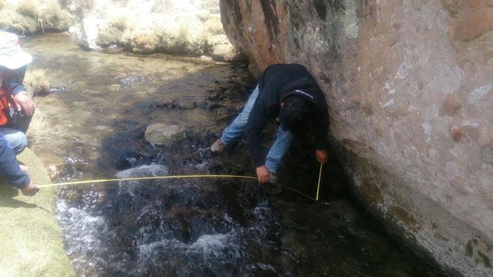 Gobernador gestiona acceso al agua de Belén de Urmiri
