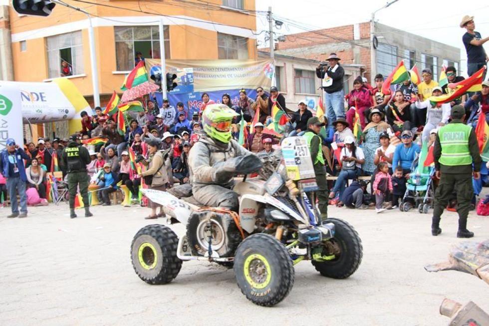 Pilotos vuelven a Tupiza para seguir en carrera