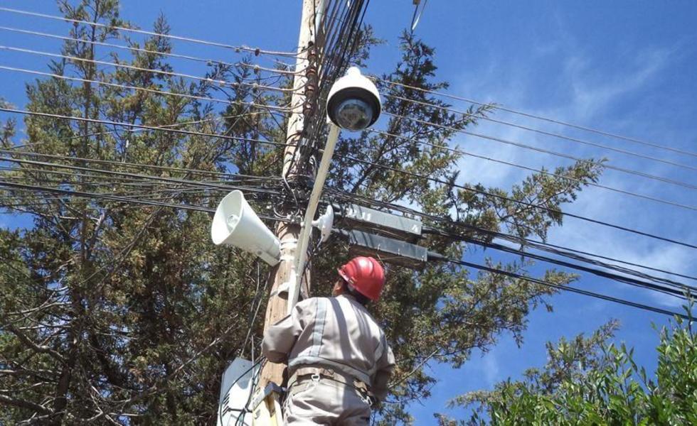 Implementarán cámaras de seguridad en las escuelas